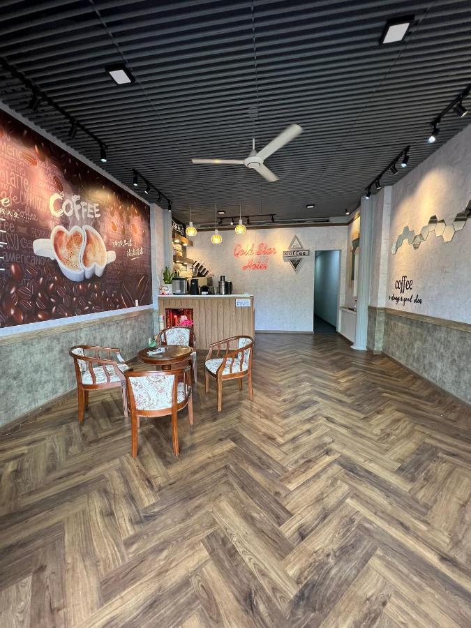 Golf Star Hotel Chi Khu Co Ong エクステリア 写真